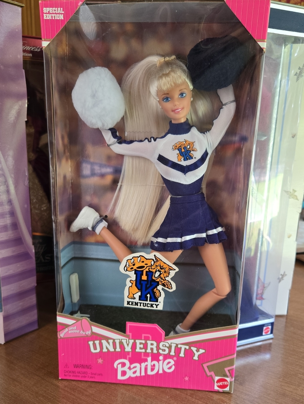 Mattel Vintage 1996 Kentucky Wildcats  University Barbie